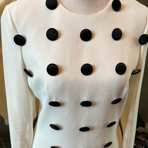 MOD BUTTON DRESS by DAVID KORMA - Picture 3 of 9